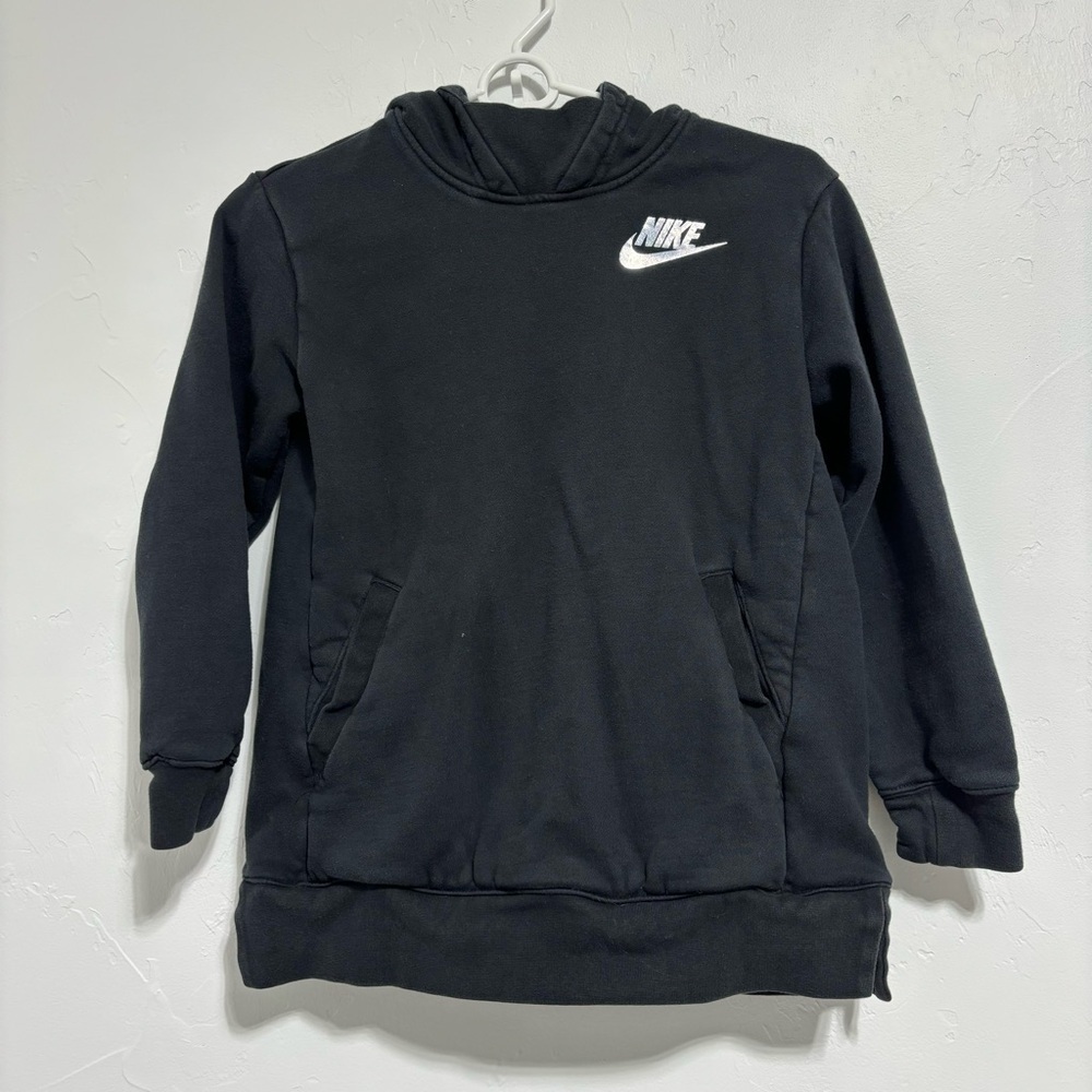 Nike Pullover Girl's Hoodie Hooded Sweatshirt Black Medium Iridescent Logo